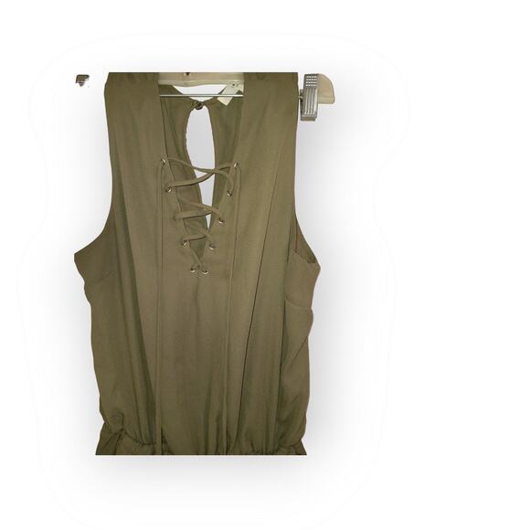 Love Tree Olive Green Lace up bodice Jumpsuit size Medium d - Picture 3 of 5